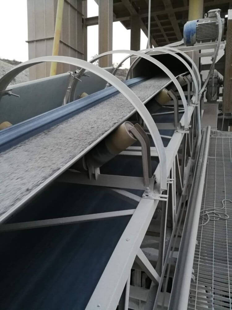 long-distance-belt-conveyor