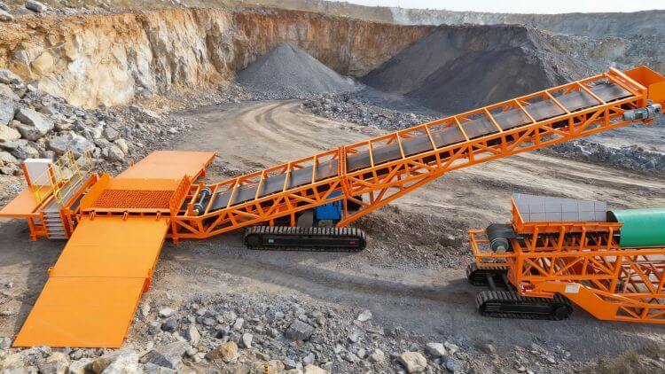 mobile truck unloader