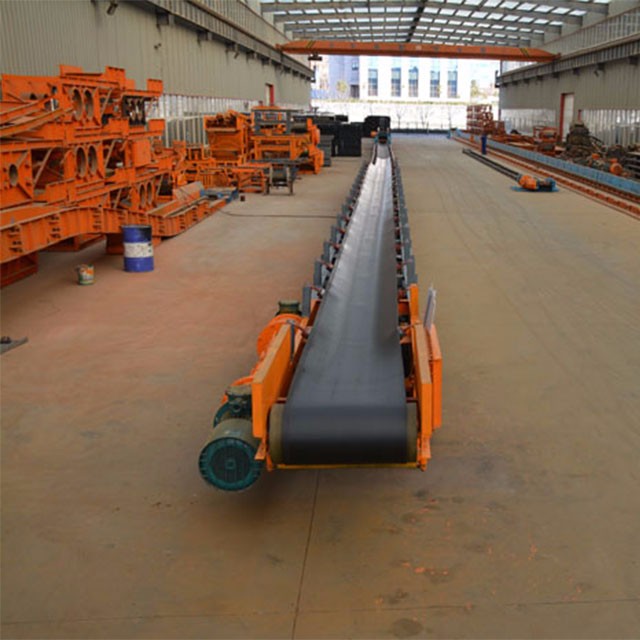 Skirtboard sealing and spillage control system