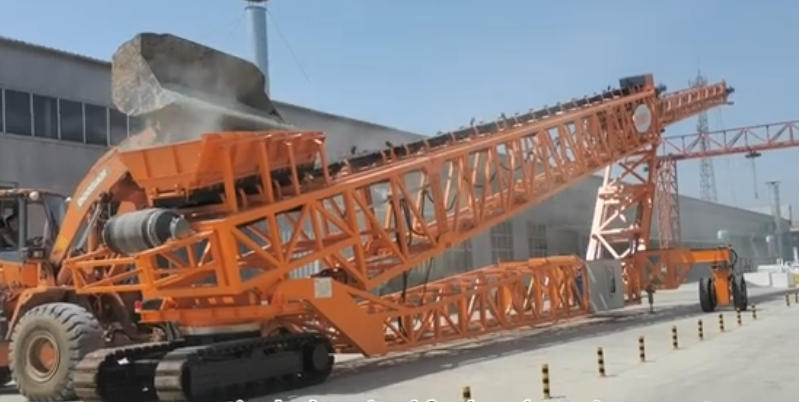 Zoomry Tracked Stackers | Heavy-Duty Bulk Material Stacking Equipment