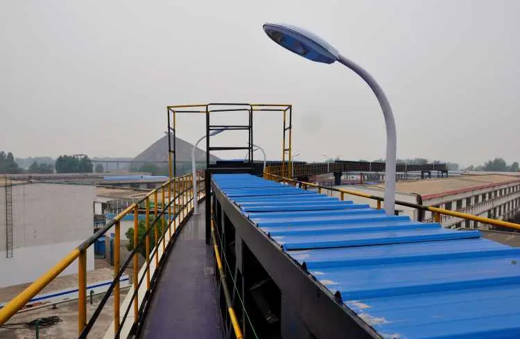 What Is the Difference Between a Pipe Conveyor and a Trough Conveyor? | ZOOMRY